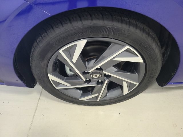 Used 2024 Hyundai Elantra Limited FWD image 40