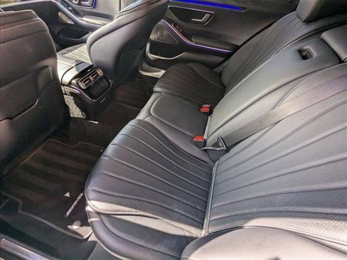 Certified 2023 Mercedes-Benz S 500 4MATIC image 17