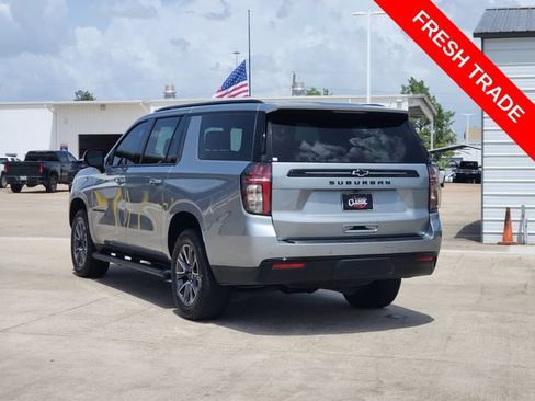 Used 2024 Chevrolet Suburban Z71 w/ Luxury Package AWD/4WD image 5