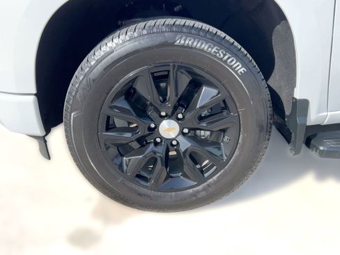 Certified 2024 Chevrolet Silverado 1500 Custom image 11