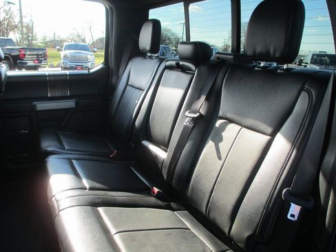 Used 2020 Ford F150 Lariat w/ Equipment Group 502A Luxury image 17