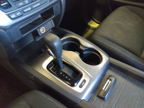 Used 2018 Honda Ridgeline Sport image 26