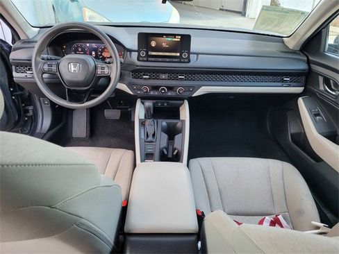 Used 2023 Honda Accord EX image 16