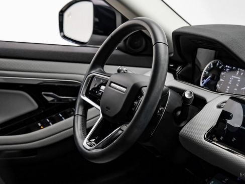 Used 2023 Land Rover Range Rover Evoque R-Dynamic S image 41