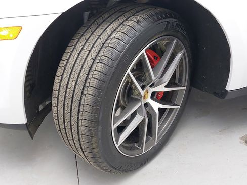 Certified 2026 Porsche Macan S image 34