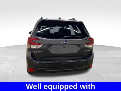 Used 2023 Subaru Forester Premium AWD/4WD image 3