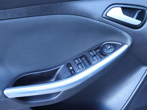 Used 2014 Ford Focus ST image 37