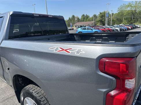 Certified 2019 Chevrolet Silverado 1500 Custom w/ Custom Convenience Package AWD/4WD image 5