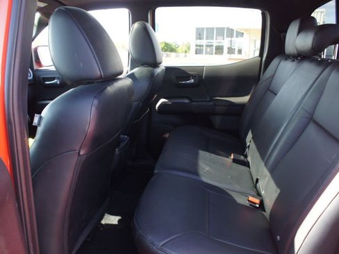 Used 2023 Toyota Tacoma TRD Pro AWD/4WD image 16