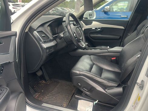 Used 2016 Volvo XC90 T5 Momentum AWD/4WD image 6