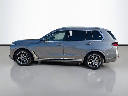 Used 2024 BMW X7 xDrive40i image 6