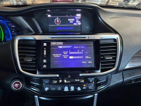 Used 2017 Honda Accord EX-L image 17