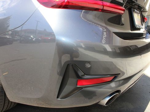 Used 2021 BMW 330i xDrive Sedan w/ Convenience Package image 8