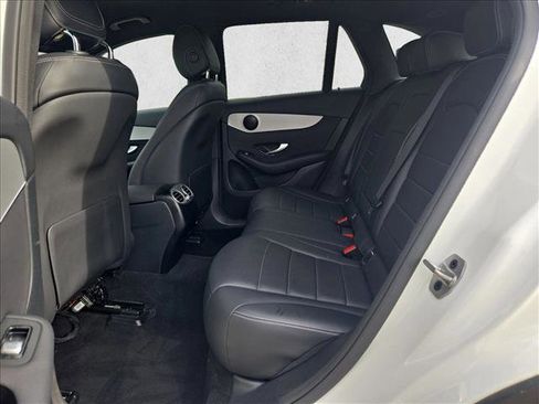 Used 2022 Mercedes-Benz GLC 300 image 17
