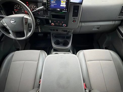 Used 2017 Nissan NV 2500 SV w/ Back Door Glass Package RWD image 31