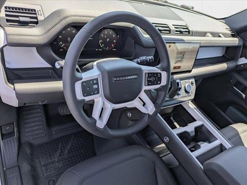New 2025 Land Rover Defender 110 S image 3