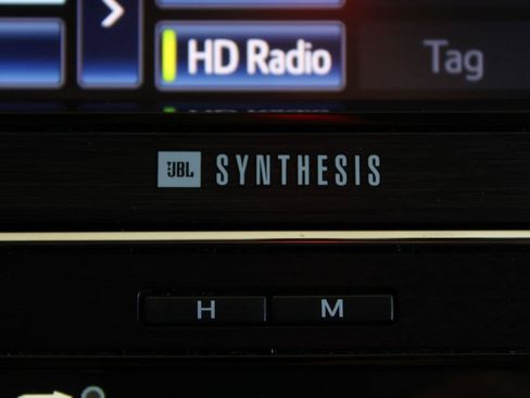 Used 2013 Toyota Avalon Limited FWD image 19