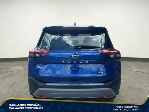 Used 2023 Nissan Rogue SV FWD image 5