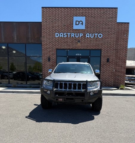 Used 2015 Jeep Grand Cherokee Limited AWD/4WD image 2