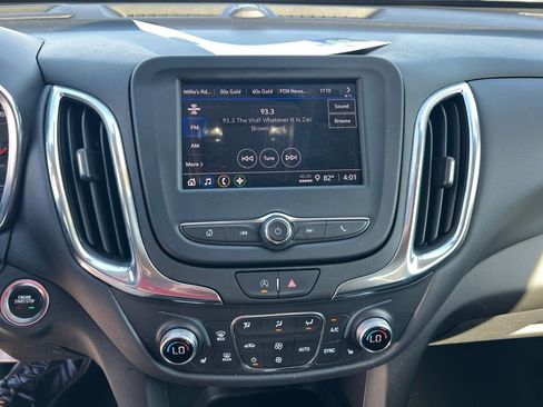 Used 2022 Chevrolet Equinox LT AWD/4WD image 35