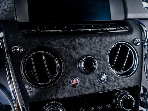 Used 2023 Rolls-Royce Cullinan image 48