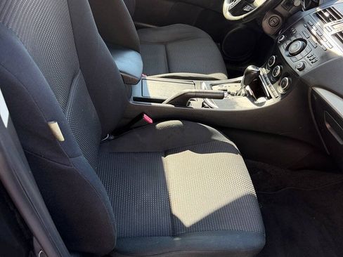 Used 2013 MAZDA MAZDA3 i Touring FWD image 18