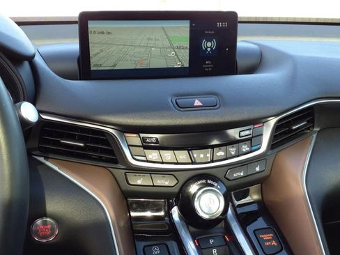 Used 2023 Acura TLX w/ Technology Package image 11