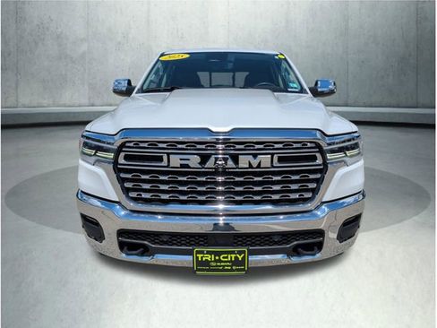Used 2025 RAM 1500 Limited AWD/4WD image 11