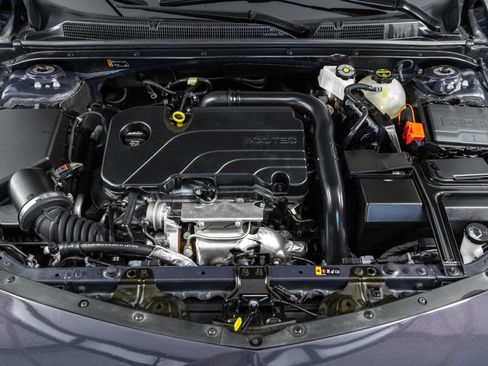 Used 2025 Chevrolet Malibu RS FWD image 46