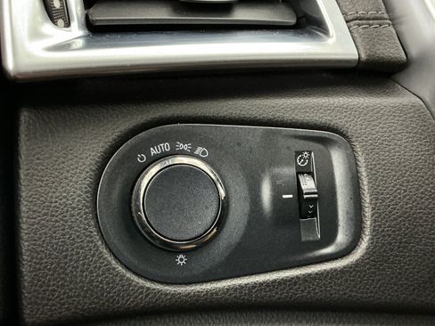 Used 2016 Cadillac SRX Luxury w/ Driver Awareness Package AWD/4WD image 38