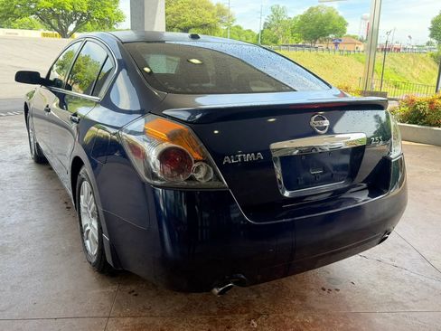 Used 2010 Nissan Altima 2.5 SL w/ SL Pkg image 4