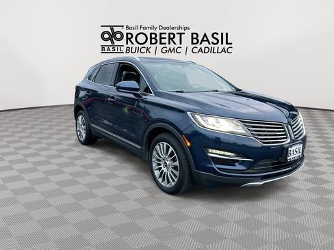 Used 2017 Lincoln MKC Reserve AWD/4WD image 2