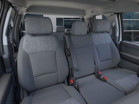 New 2025 Ford F250 XLT w/ FX4 Off-Road Package image 12