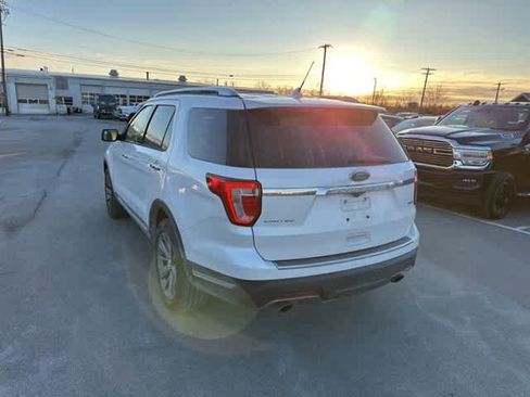 Used 2018 Ford Explorer Limited image 14