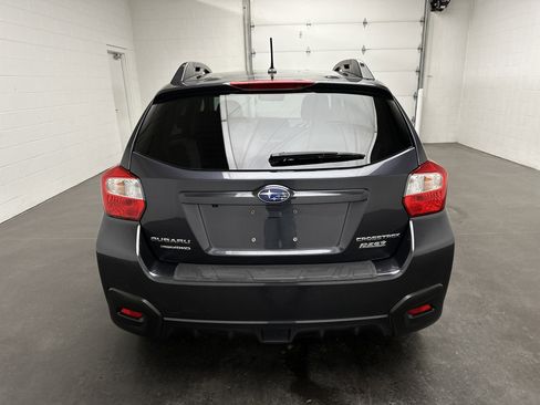Used 2017 Subaru Crosstrek 2.0i Premium AWD/4WD image 7