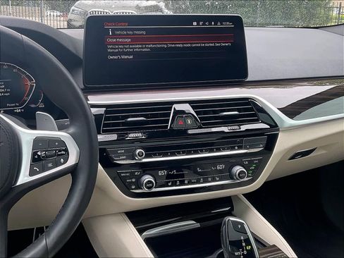 Used 2022 BMW 540i w/ M Sport Package RWD image 8