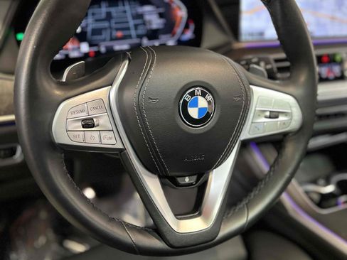 Used 2022 BMW X7 xDrive40i w/ Premium Package image 45