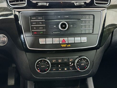 Used 2018 Mercedes-Benz GLE 350 4MATIC image 24