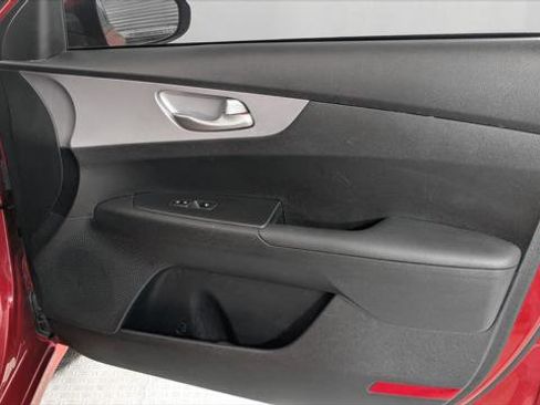 Used 2024 Kia Forte LXS FWD image 22