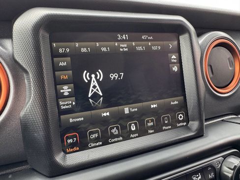 Used 2023 Jeep Gladiator Mojave w/ LED Lighting Group image 10