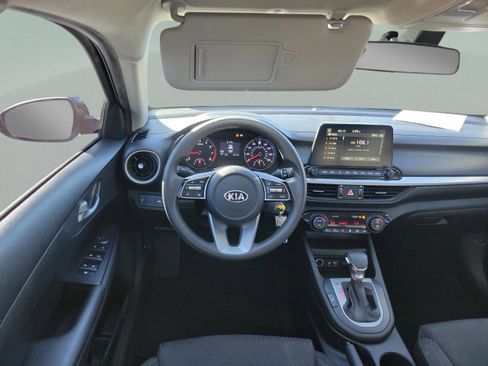 Used 2019 Kia Forte LXS image 18
