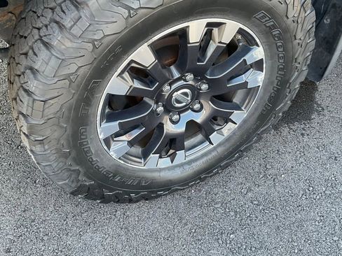 Used 2019 Nissan Titan PRO-4X w/ Pro-4x Utility Package image 10