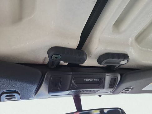 Certified 2024 Jeep Gladiator Sport image 33