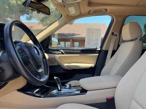 Used 2017 BMW X3 sDrive28i RWD image 34
