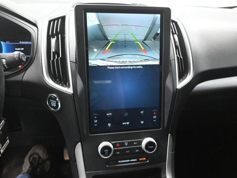 Used 2023 Ford Edge SE AWD/4WD image 4