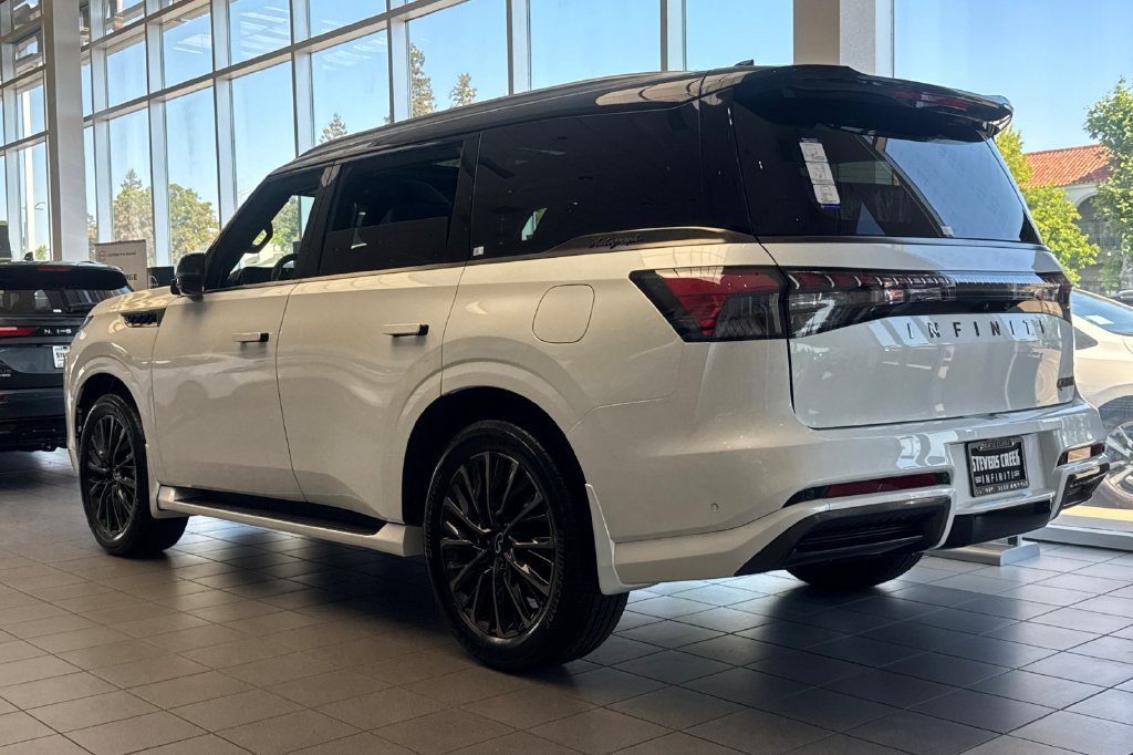 New 2026 INFINITI QX80 Autograph w/ Premium Cargo Package AWD/4WD image 4