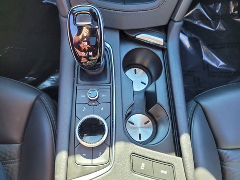 Used 2022 Cadillac XT6 Premium Luxury w/ Platinum Package image 26