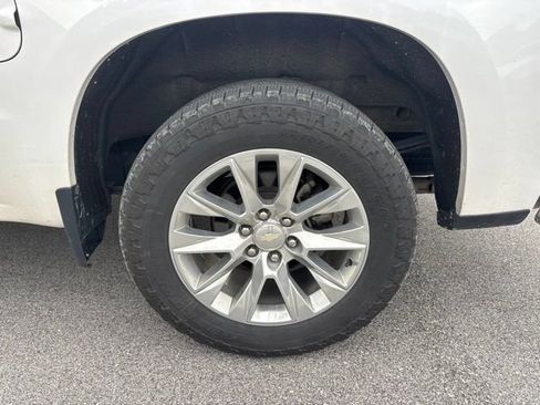 Used 2022 Chevrolet Silverado 1500 LTZ AWD/4WD image 9