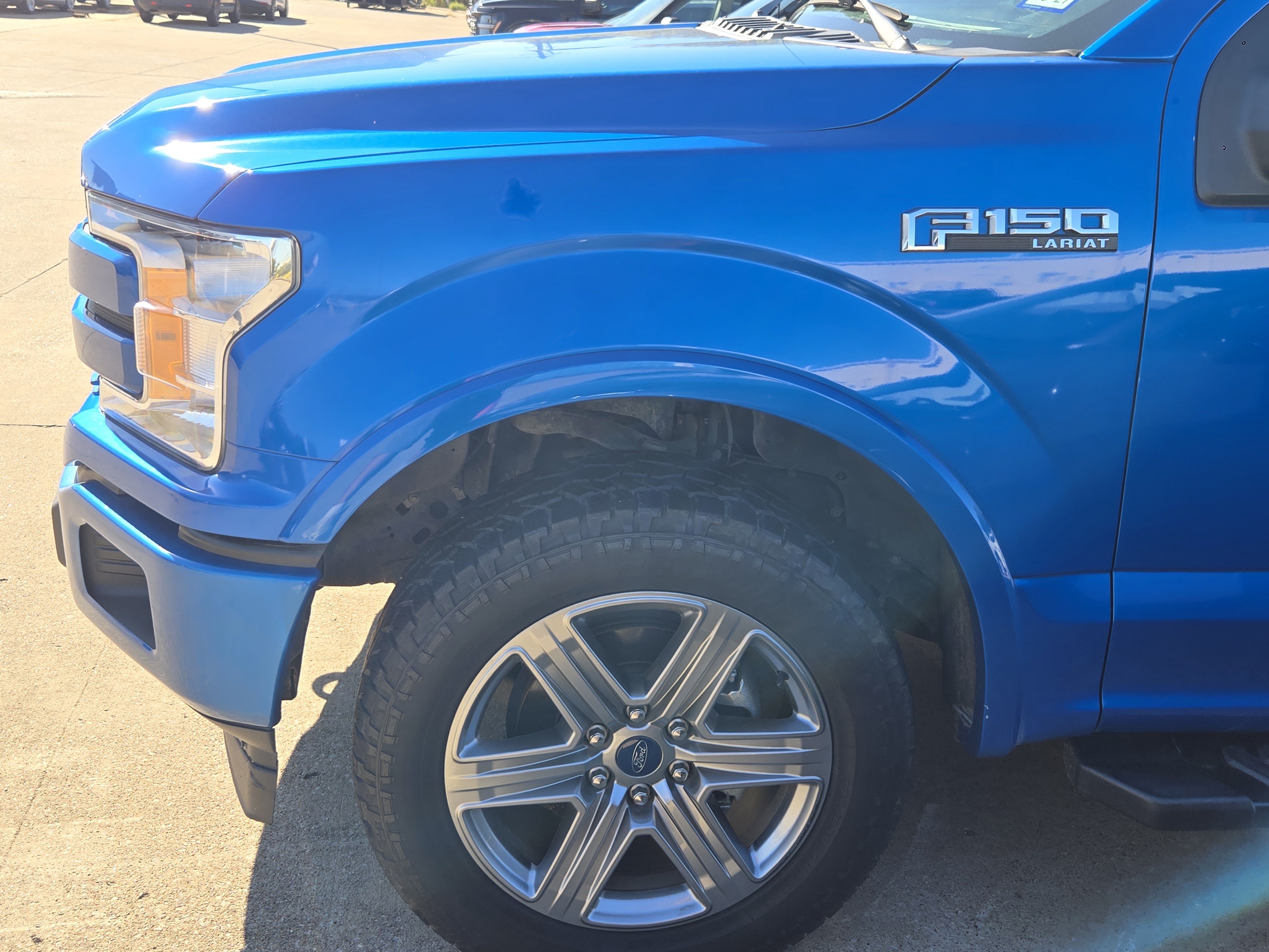 Used 2019 Ford F150 Lariat AWD/4WD image 7