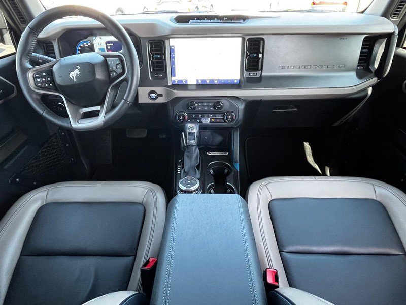 Used 2024 Ford Bronco Wildtrak AWD/4WD image 11